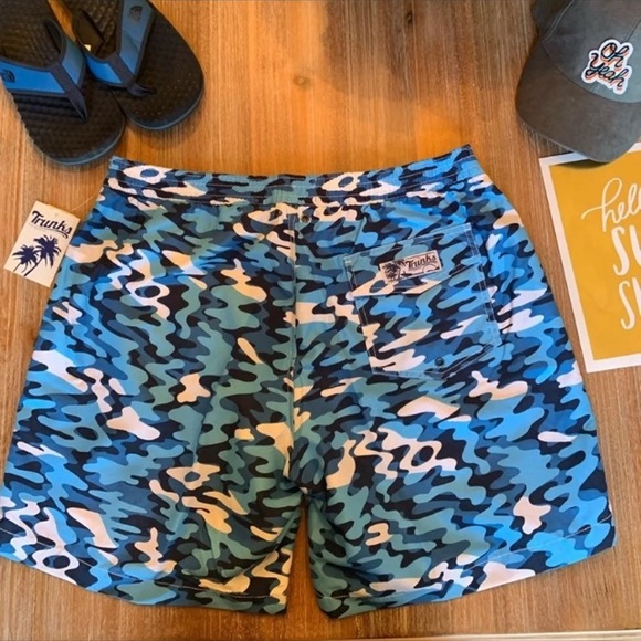 NWT! TRUNKS Surf and Swim Co. Trunks - Picture 2 of 6